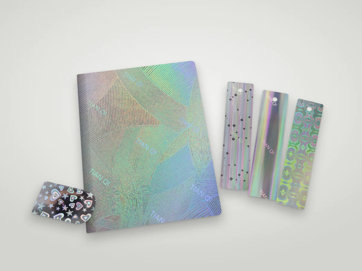 Render: notebook, bookmarks and tag in UV-patterned board